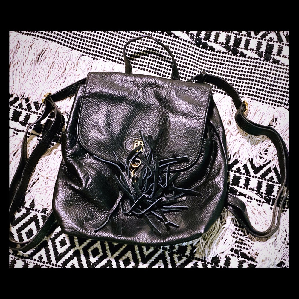 🦄$5 bundle TH black leather backpack purse